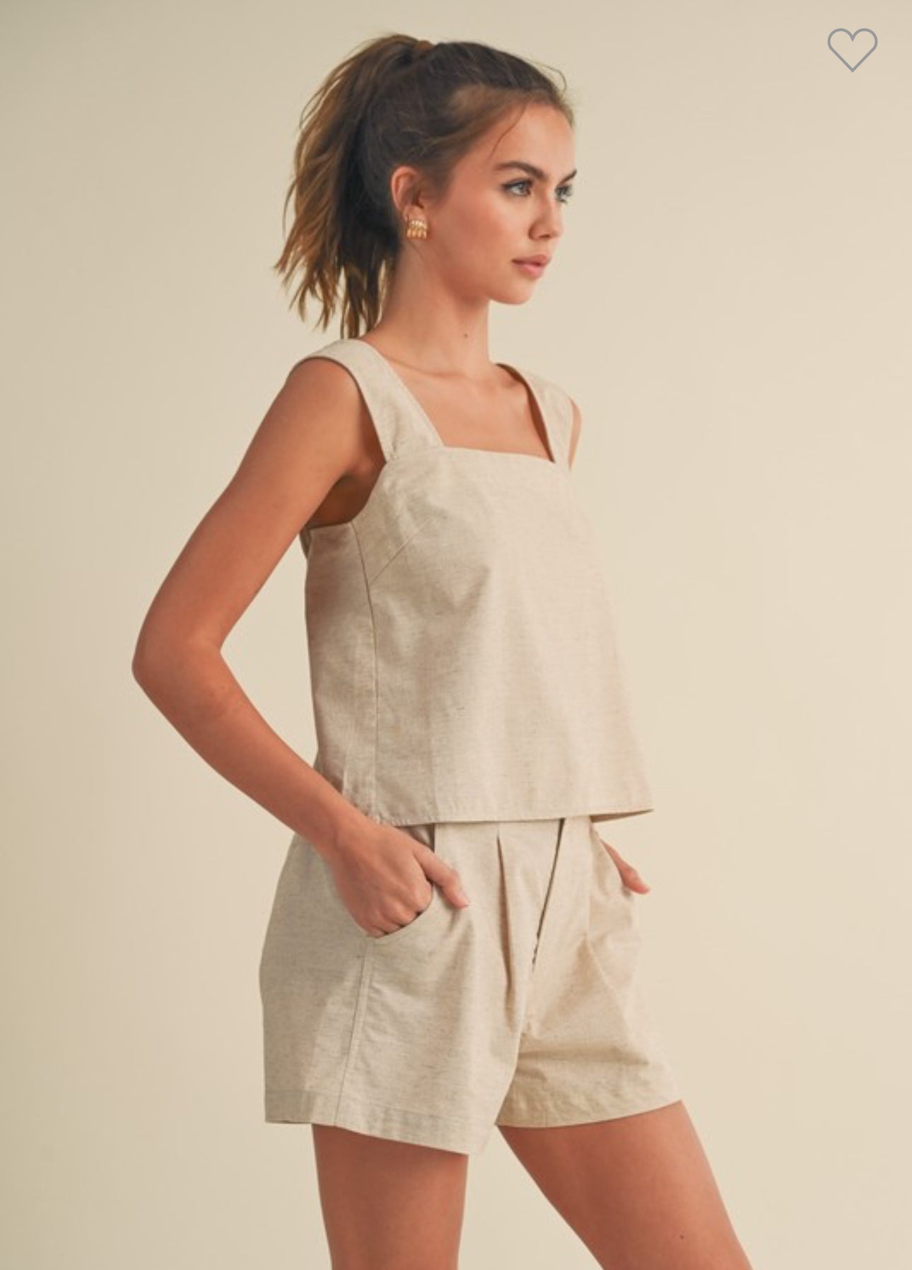 LINEN ELASTIC WAIST SHORTS