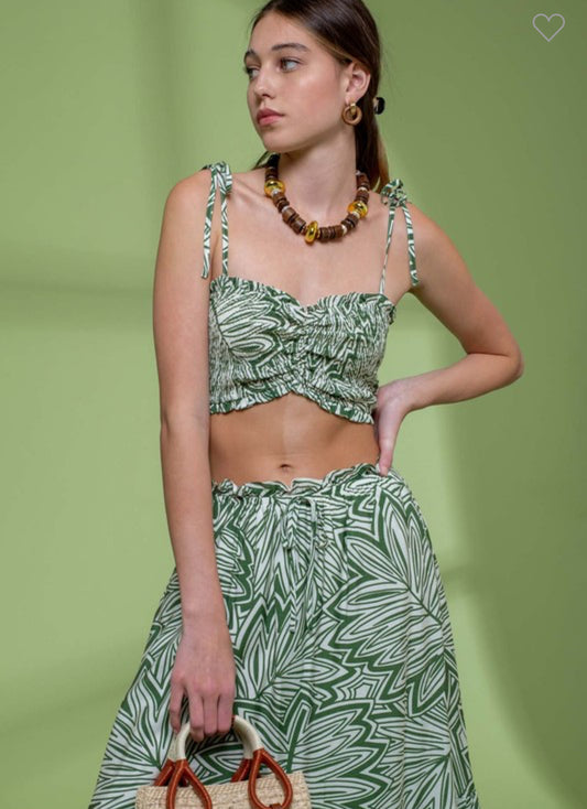 LEAF PRINT RUCHED CROP TOP